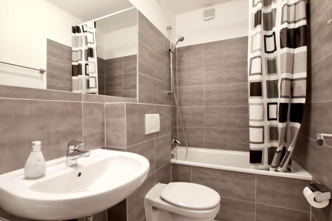 Arthouse Apartments Im Pantaleonsviertel ケルン エクステリア 写真